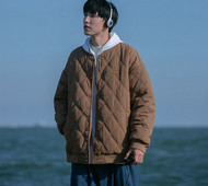 Vyriška laisvalaikio striukė su logotipu ilgomis rankovėmis