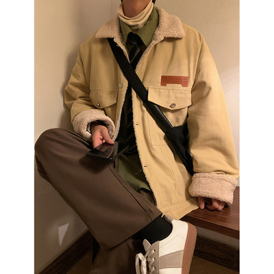 Geacă de iarnă pentru bărbați cu căptușeală caldă și închidere cu nasturi