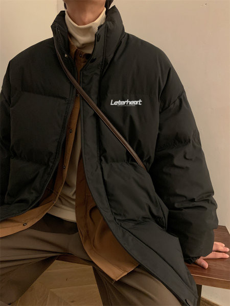 Jachetă casual cu model larg, cu fermoar