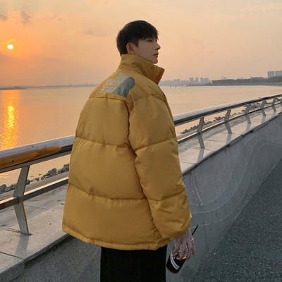 Geaca barbatesta model lat cu guler inalt si scris pe spate