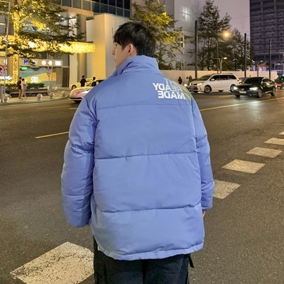 Geaca barbatesta model lat cu guler inalt si scris pe spate