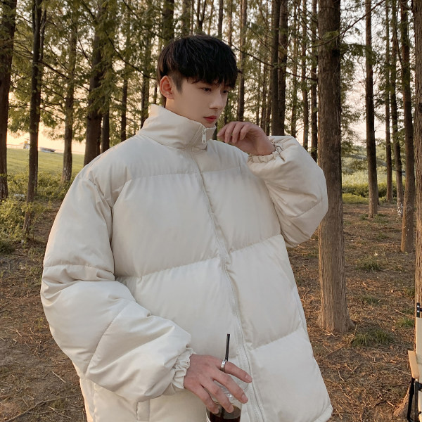 Geaca barbatesta model lat cu guler inalt si scris pe spate