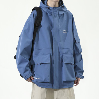 Jesenska muška jakna s kapuljačom i vezicama