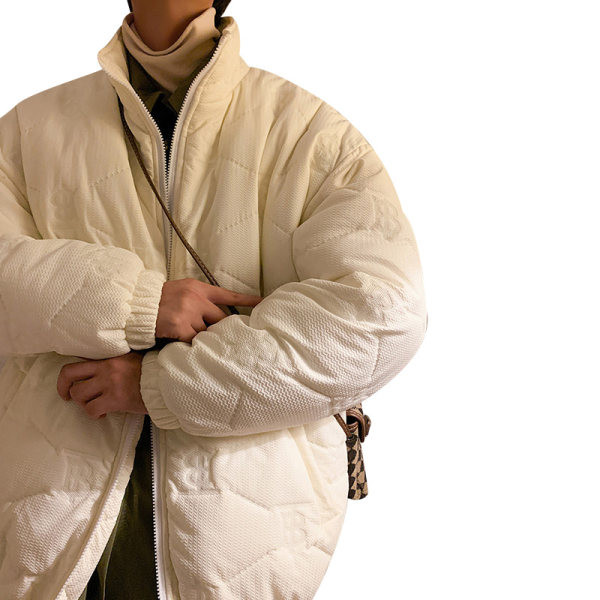 Plataus modelio vyriškas švarkas - su užtrauktuku ir kišene