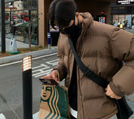 Vyriška laisvalaikio žieminė striukė su aukšta apykakle