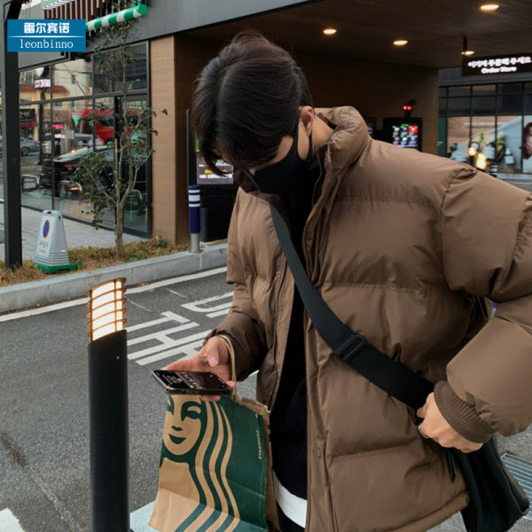 Vyriška laisvalaikio žieminė striukė su aukšta apykakle