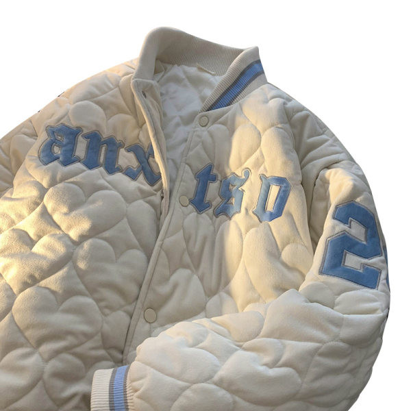 Novi model casual muške jakne sa izvezenim natpisom