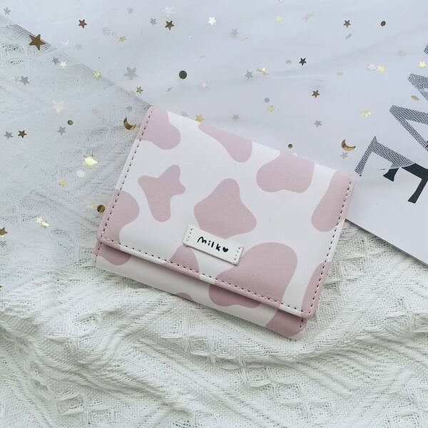 Moteriška piniginė su užrašu