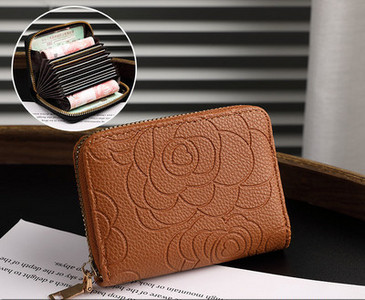 Portofel de dama din piele ecologica cu element 3D