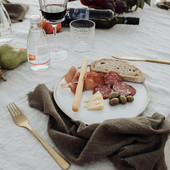 Vestuvių staltiesės Servetėlės Lininės servetėlės Vakarėliui Staltiesė Vakarienė Servetėlė Vestuvių Audiniai Servetėlės Restorano Stalo kilimėliai