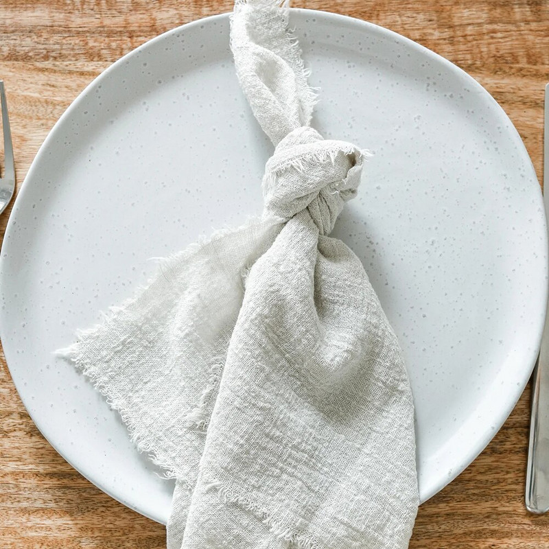 Vestuvių staltiesės Servetėlės Lininės servetėlės Vakarėliui Staltiesė Vakarienė Servetėlė Vestuvių Audiniai Servetėlės Restorano Stalo kilimėliai