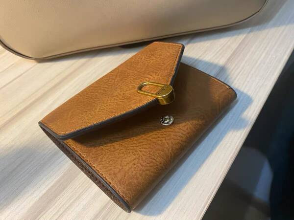 Novčanik od eko kože - sa metalnom kopčom