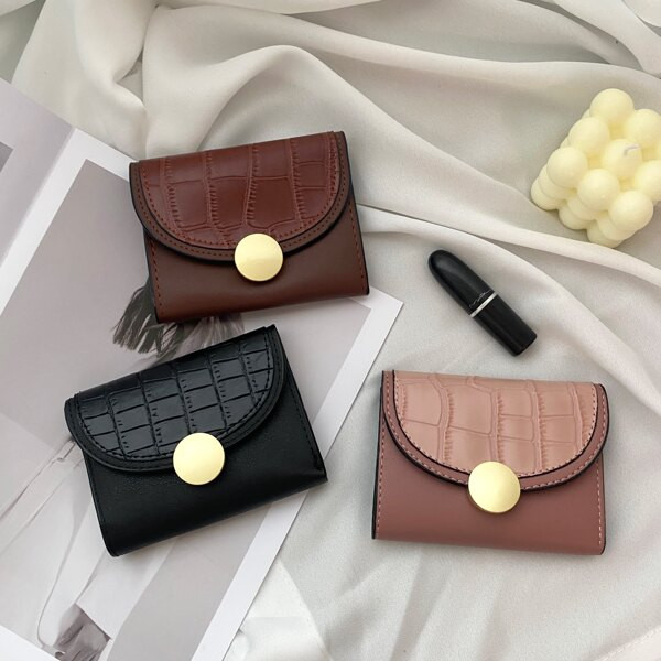 Portofel de dama din piele ecologica cu inchizator metalic