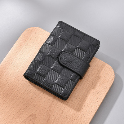 Portofel de dama din piele ecologica cu efect 3D