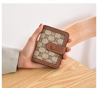 Portofel mic pentru femei cu slot pentru carduri