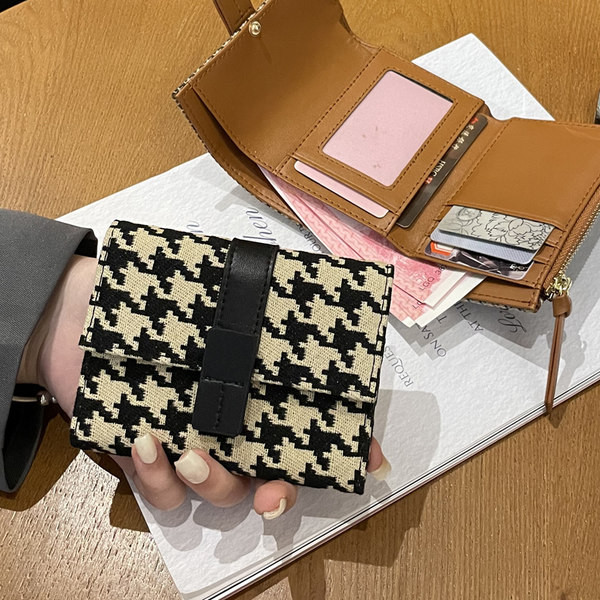 Portofel de dama model nou cu compartiment pentru bancnote si carduri