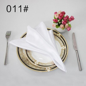 NP003A en-gros 10 buc/lot personalizat nunta 40cm * 40cm roșu visiniu verde alb fildeș albastru galben violet șervețel de masă din satin