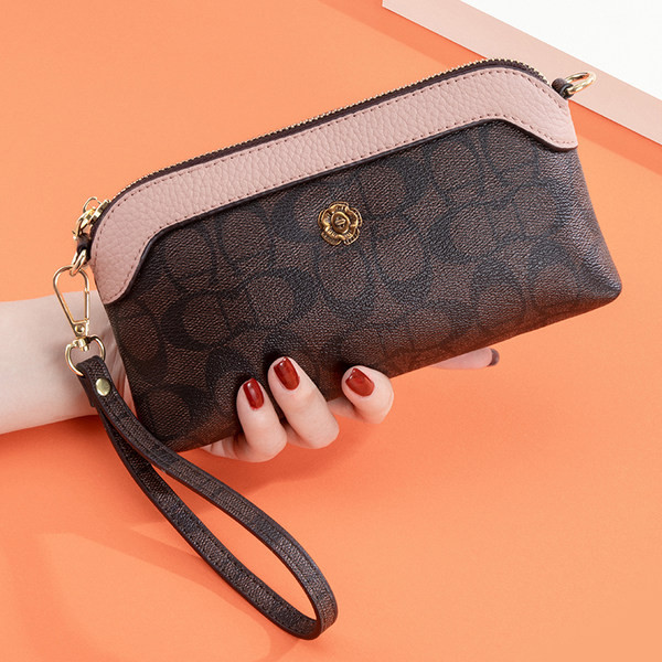 Model nou de clutch lung cu elemente și forme 3D