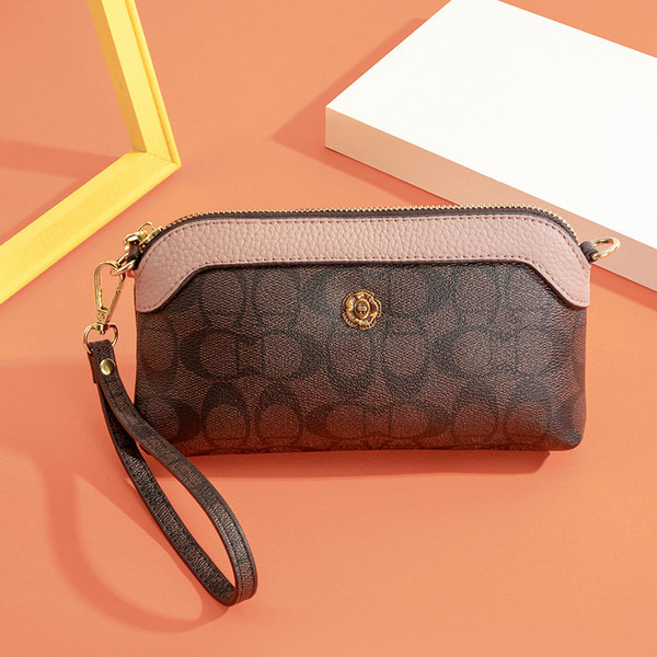 Model nou de clutch lung cu elemente și forme 3D