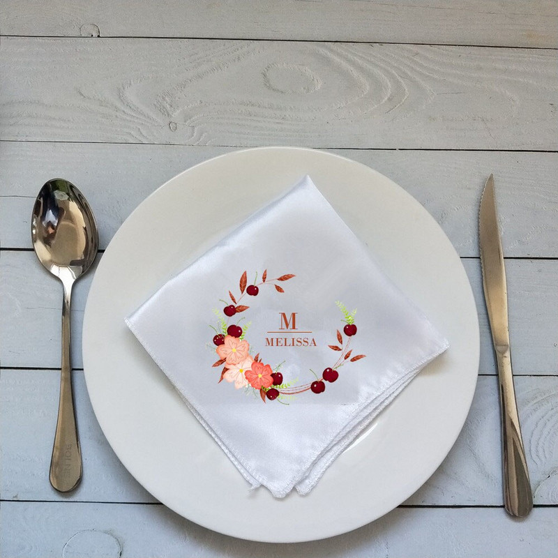 Personalizirane satenske salvete za vjenčanje Po narudžbi Maramice Salvete za večeru za svadbene bankete Salvete Potrepštine za zabave Salvete za stol