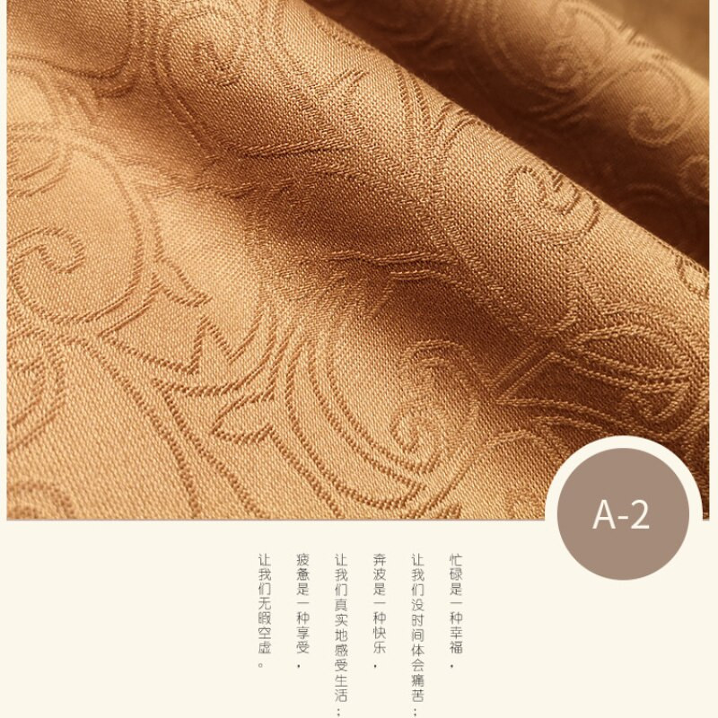 Kavos spalvos servetėlės, skirtos valgomajam stalui, viešbučių specialios, nesunkiai nusiima kilimėliai iš paprasto atlasinio rėmo aukštos kokybės servetėlės