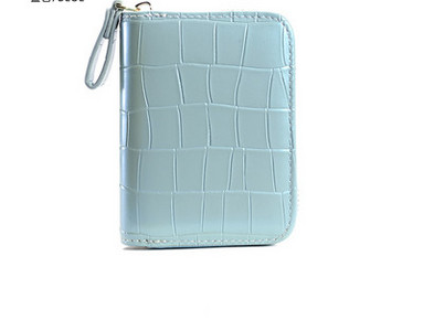 Malá kabelka z reliéfnej eko kože