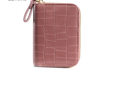 Malá kabelka z reliéfnej eko kože