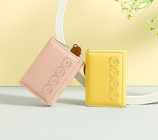 Portofel de dama cu forma patrata