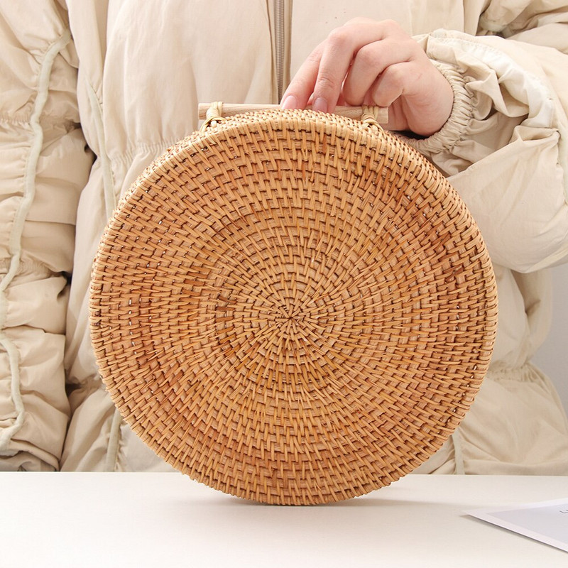 Rotango rankomis austas apvalus padėklas su rankena Vaisių krepšelis Maisto laikymo aukštai Sieniniai lėkštės pusryčiams Gėrimai Užkandžiai Kava