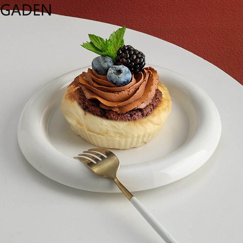 Bijeli keramički tanjur Home Western Food Okrugli tanjur Kreativni odrezak Nordijsko posuđe Slatko glavno jelo Kuhinjski pribor