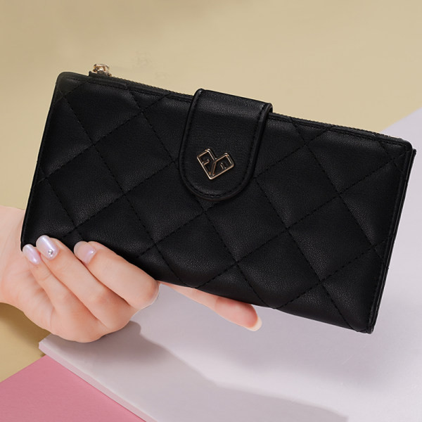 Portofel de dama cu forma patrata si element metalic