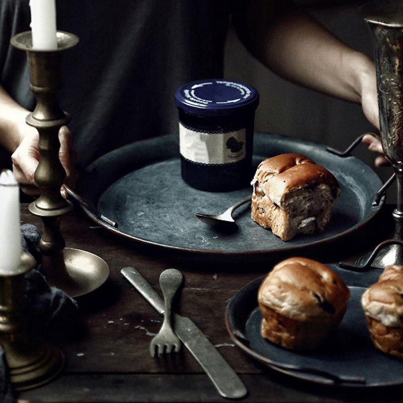 Nova retro metalna ploča s ručkom iz 2022. Ručno izrađena okrugla kovana starinska pohrana poslužavnik za kruh Uređenje doma Vrt Restoran