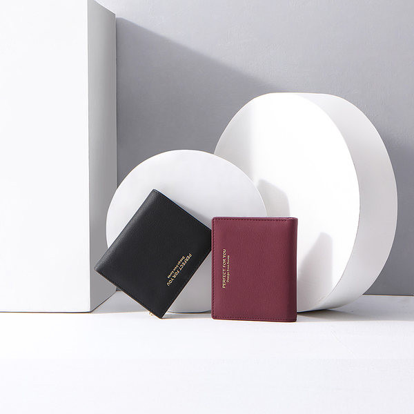 Ženski kožni novčanik sa pretincem za novčanice i kartice