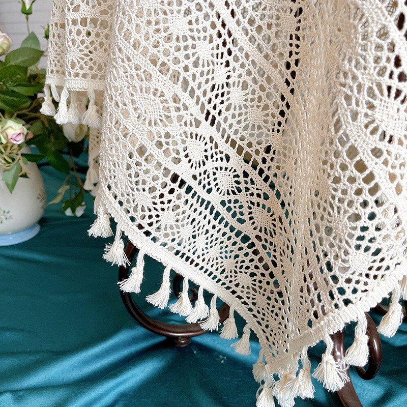 Vintage pleteni šuplji ukrasni stolnjak Ručno izrađena heklana čipka Blagovaonski stolnjak s kićankama Prekrivač za stolić za kavu Uređenje doma