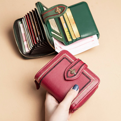 Нов модел дамски кожен портфейл с бродерия -три цвята