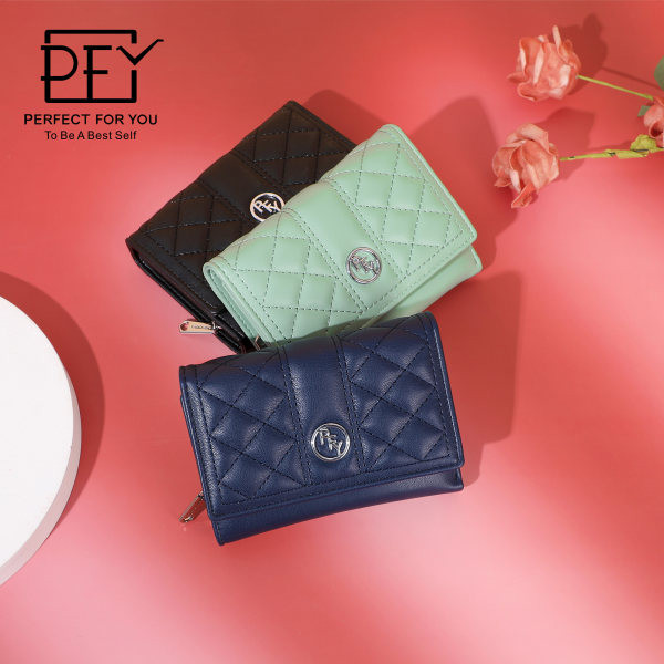 Portofel de dama din piele cu trei ori