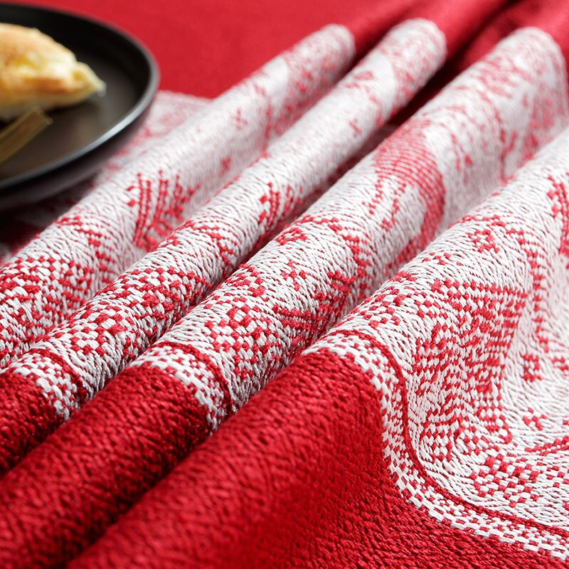 Vianočný obdĺžnikový obrus, látka, domáci elegantný jeleň, biela, sivá, červená, štvorcová výšivka, macramé, jedálenský obrus
