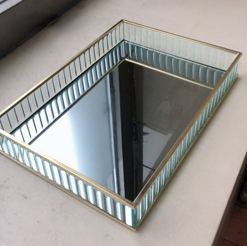 Stiklinis veidrodinis padėklas Auksinis/smulkintas/juodas metalinis kraštas raudono vyno lėkštės dekoravimas laikymo padėklai Tortų įrankiai Namų dekoras Modernūs laikymo padėklai