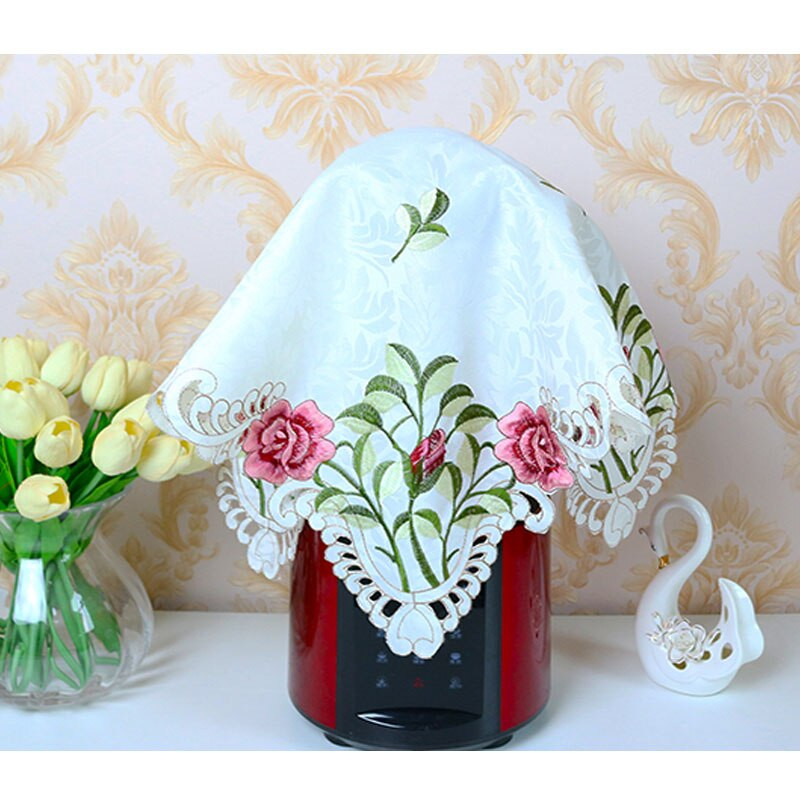 Luksuzni čipkani satenski kvadratni izvezeni pokrivač za stol platneni ručnik kuhinjski božićni stolnjak prostirka za uređenje doma za vjenčanje