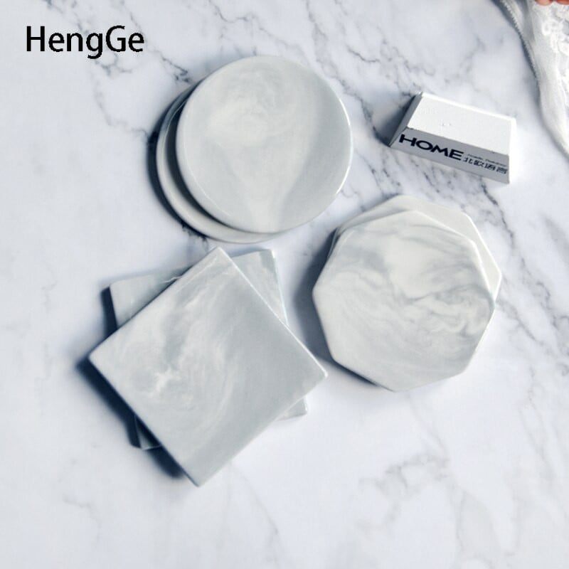 Šiaurės šalių keramikos padėklo paprastumo kontūrai aukso marmuro tekstūra Mažas laikymo padėklas Kavos puodelio kilimėlis Svetainės valgomojo stalo dekoras