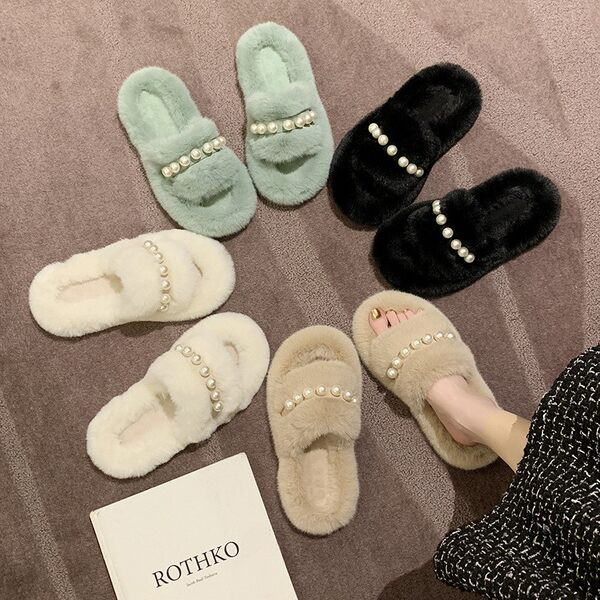 Naujo modelio pūkinės perlinės šlepetės moterims