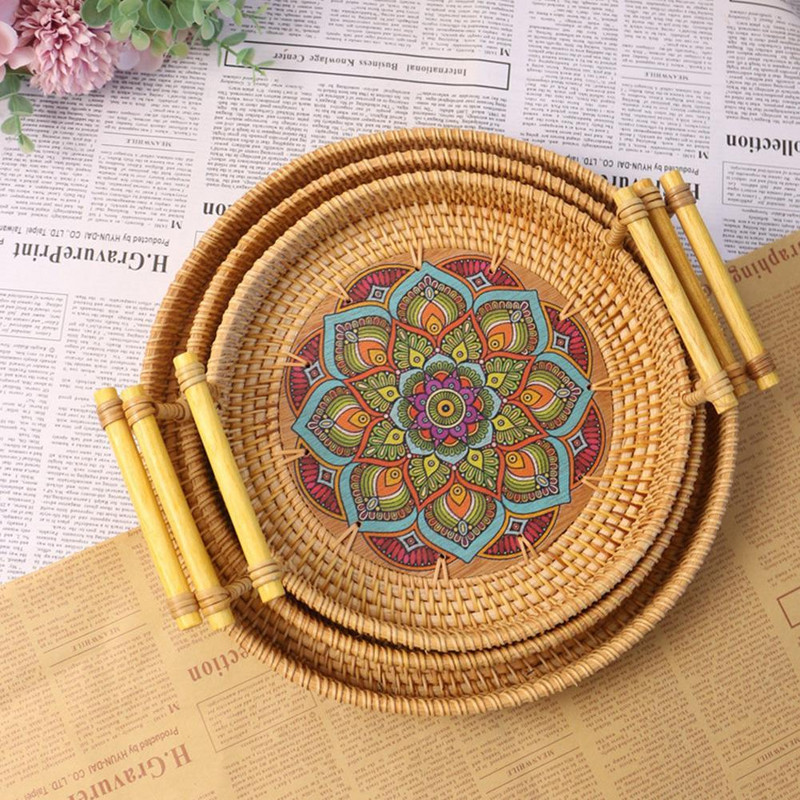 22-28 cm ratanový ručne tkaný okrúhly servírovací podnos na potraviny s drevenými rúčkami, prútený košík, drevený podnos na ovocný chlebník