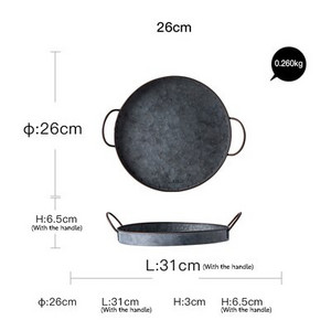 Europski retro okrugli željezni tanjur s ručkom Metalni vintage pladanj za kruh Dekoracija doma Vrt Restoran Stol Fotografiranje