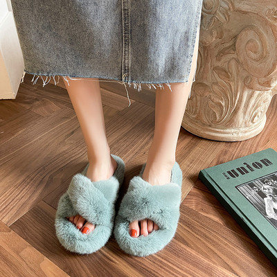 Női pehelypapucsok új modellje több színben