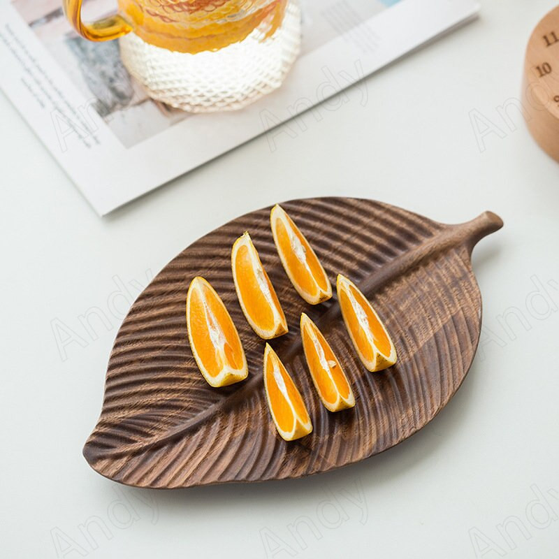 Juodojo riešutmedžio medienos laikymo padėklas Rankų darbo lapai Dekoratyviniai miegamojo papuošalų organizatoriai Šiuolaikinė gyvenamojo kambario džiovintų vaisių talpykla