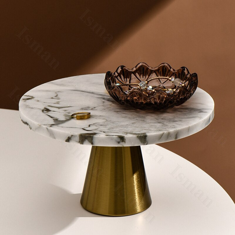 Скандинавски естествен мрамор с високи крака поднос Леки луксозни подноси за съхранение на бижута Декоративна поставка за торта Десертна чиния Декорация на дома