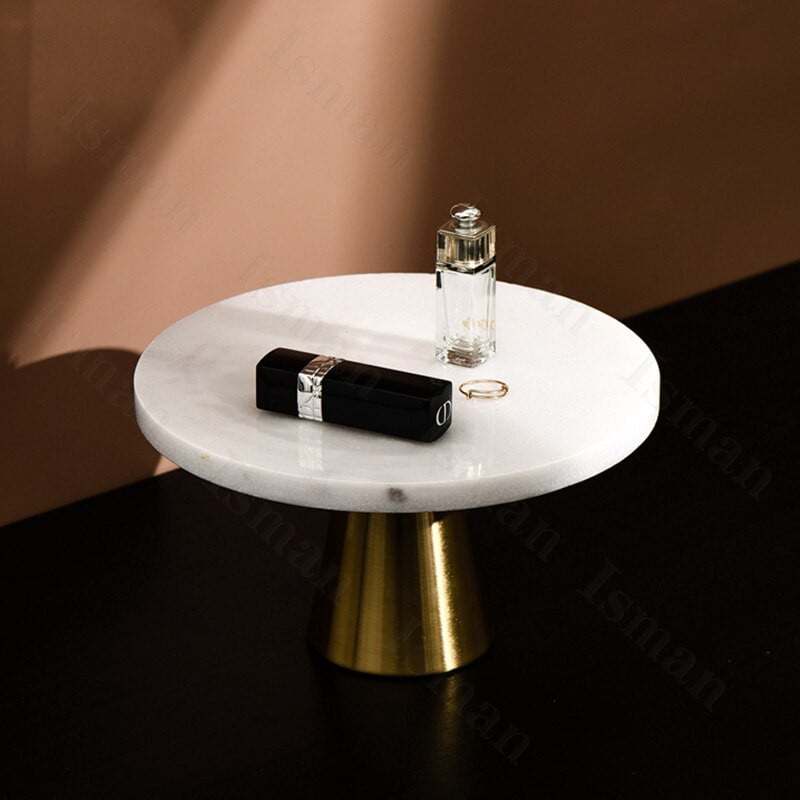 Скандинавски естествен мрамор с високи крака поднос Леки луксозни подноси за съхранение на бижута Декоративна поставка за торта Десертна чиния Декорация на дома