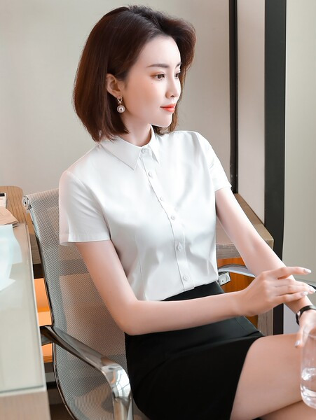 Costum formal din două piese pentru femei