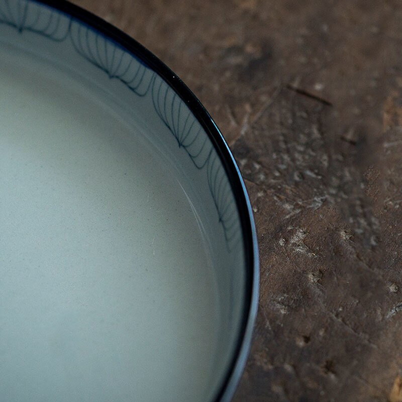 Tavă de ceai retro albastru și alb pictat manual Lotus Art Suport pentru ceainic din ceramică Tavă cu bule uscate Suport pentru ceainic Baza Kung Fu Teaware