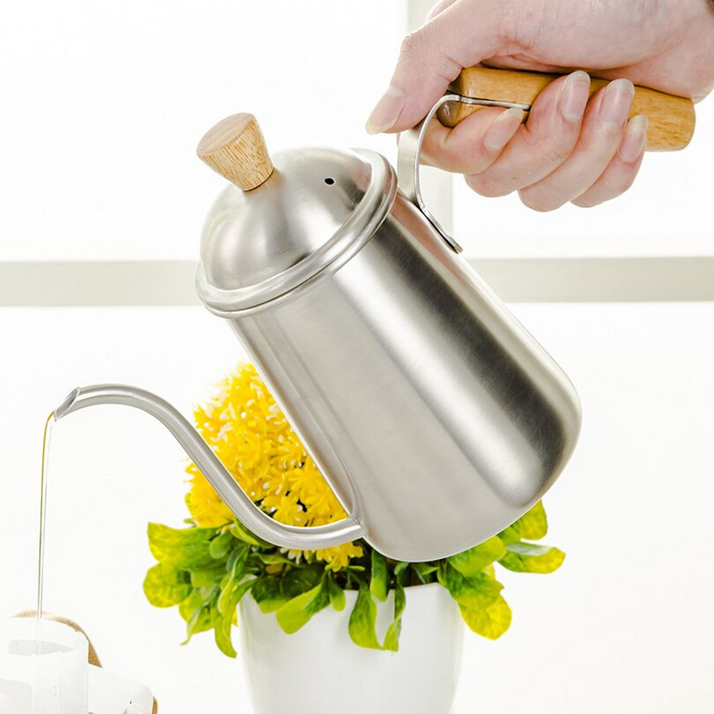 Kanvica na kávu a čaj s objemom 650 ml, drevená rukoväť, odkvapkávacia kanvica s husím krkom, nerezová oceľ, nepriľnavý povrch, potravinárska kvalita
